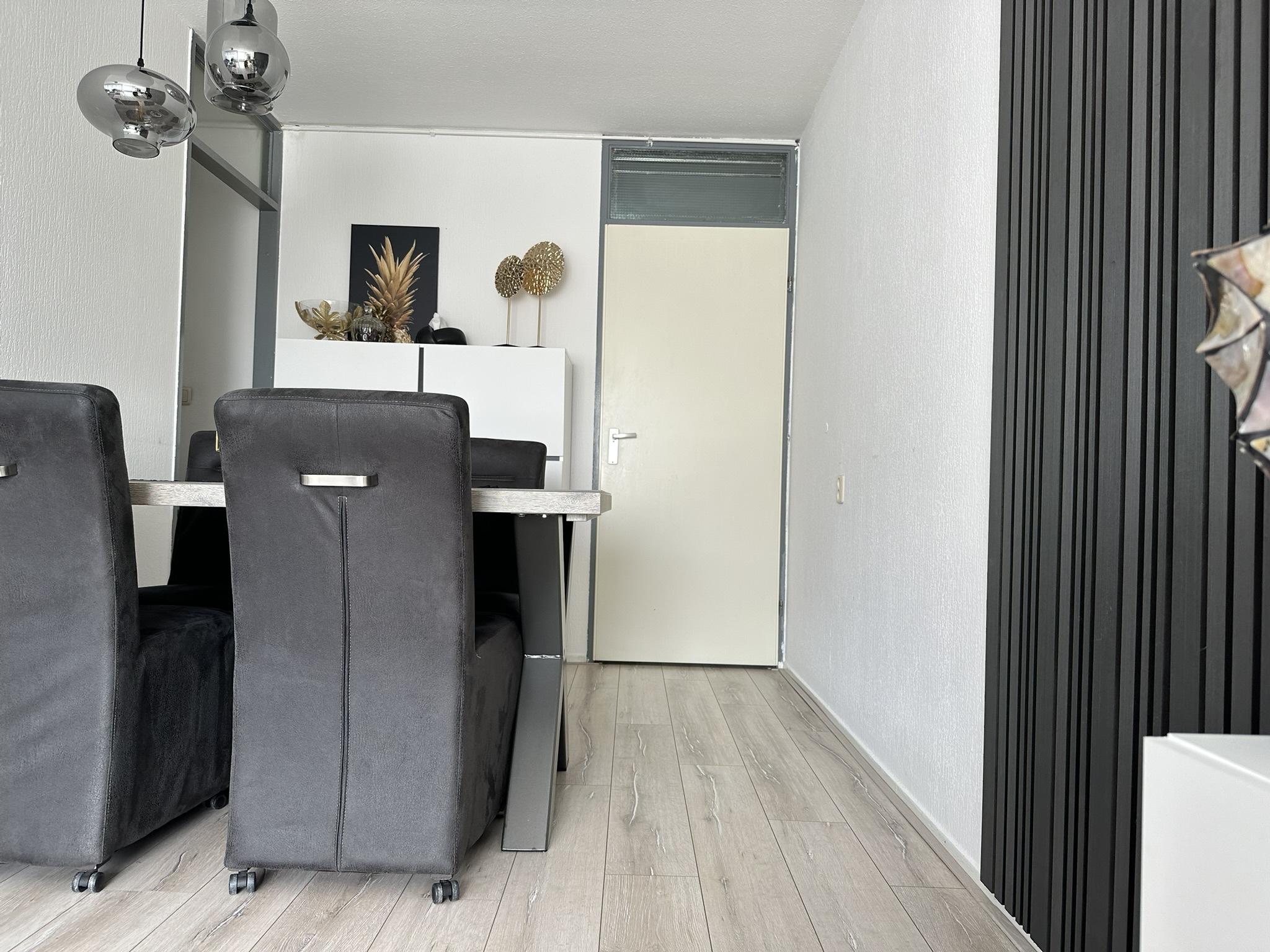 Modern Downtown Penthouse